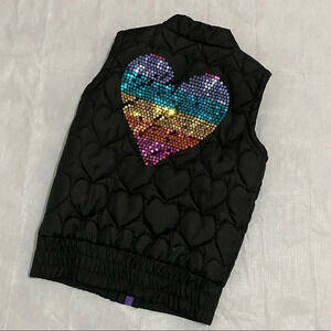 Girl Cherry Styx Puffer Vest Size: Large